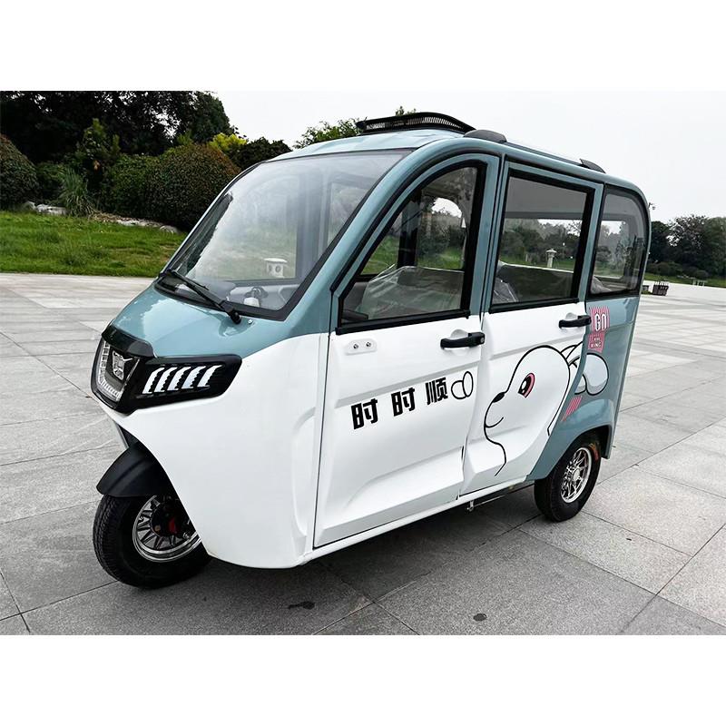 全封闭家用女士代步电动三轮车成人接送孩子封闭带棚新国标电瓶车