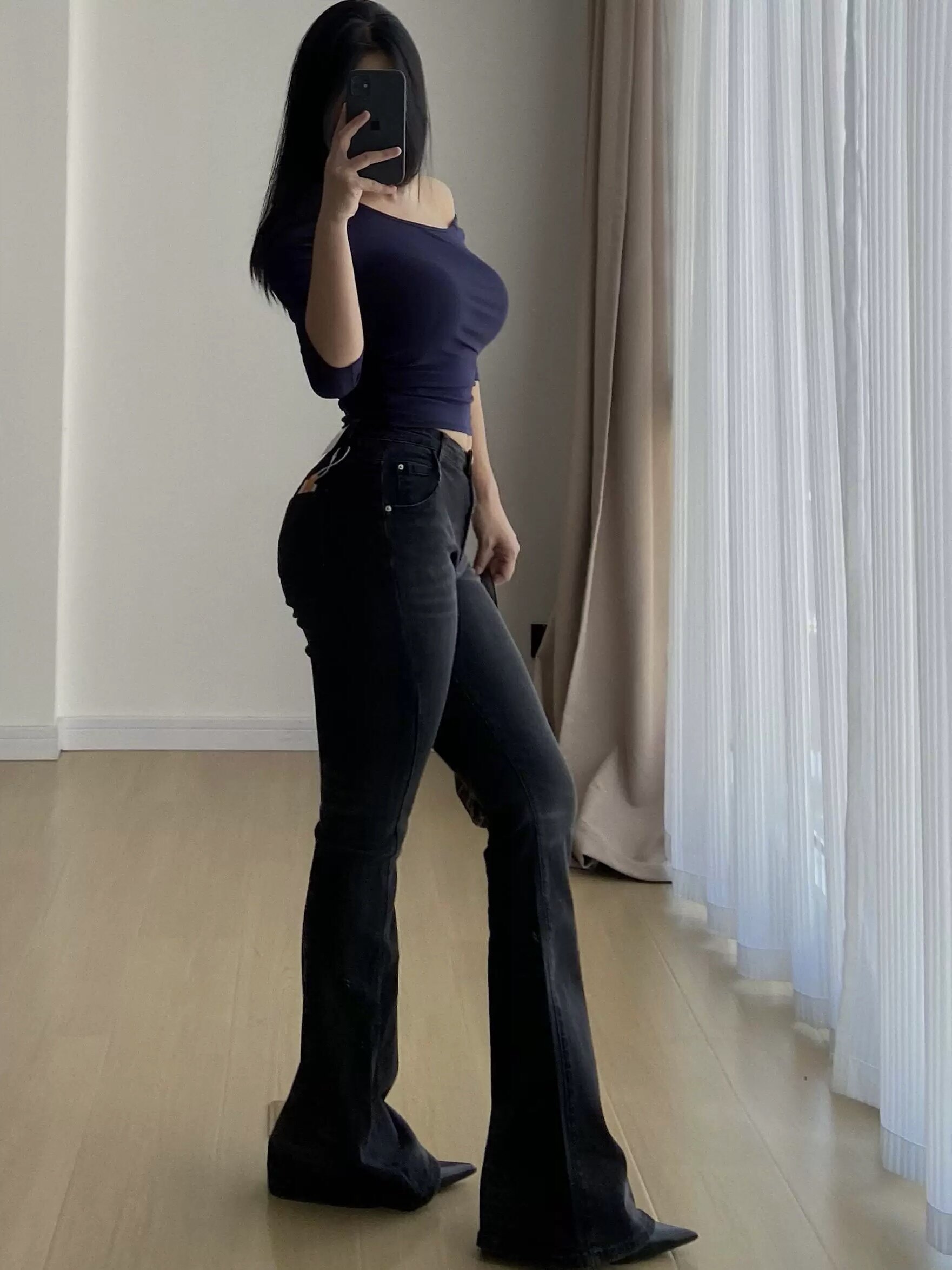 莫希 秒变翘臀 辣妹高腰紧身显瘦提臀显腿长微喇牛仔裤拖地长裤