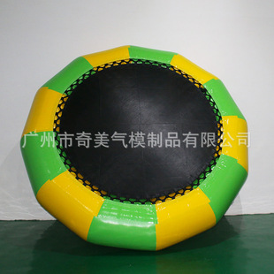 爆款 热销充气水上跳床 水上蹦蹦床混批 水上弹跳床 2020夏季