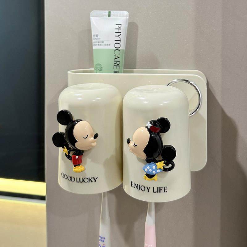 情侣牙刷置物架漱口杯一对挂墙式一家三口刷牙杯牙膏牙缸架子套装,家庭/个人清洁工具,洗漱杯,淘宝优惠券,粉丝福利购,淘宝优惠卷