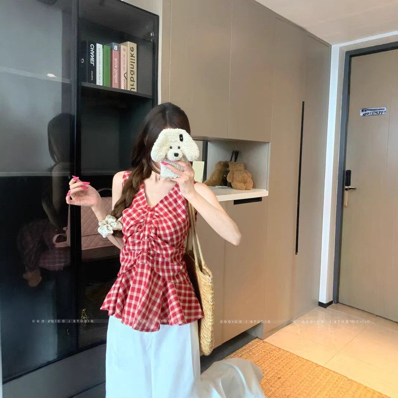 V纽扣领夏季褶皱衣服法式女复古格子背心无袖上红色