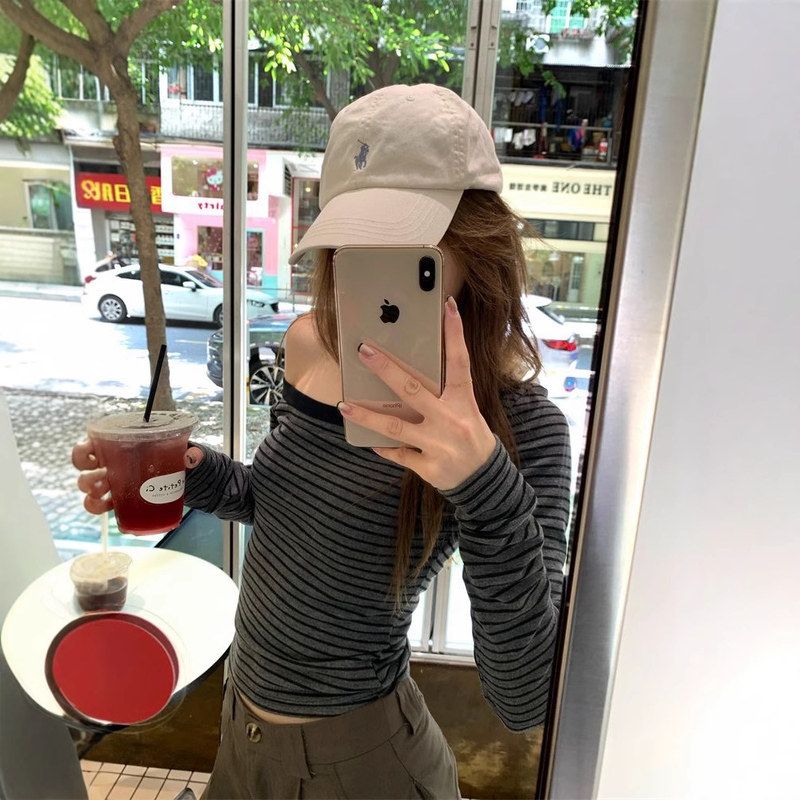 早秋新款清凉透气条纹斜肩长袖T恤女显瘦修身短款打底衫