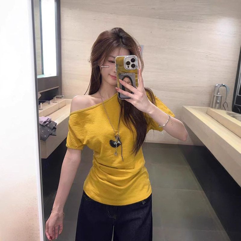 女新款辣妹t恤斜肩修身短款上衣皱皱棉体恤黄色显瘦短袖夏秋季小