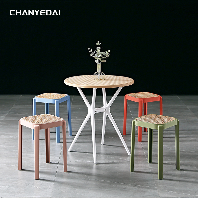 加厚塑料凳子可叠放餐桌椅高板凳备用北欧现代简约小方凳成人家用