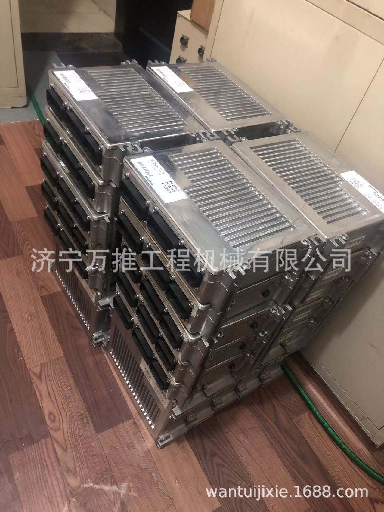 推土机D31 控制器 电脑版  7830-83-1001