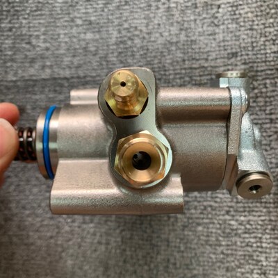 适用于奥迪高压燃油泵0j6F127025H 06F127025J 06F127025M B L K