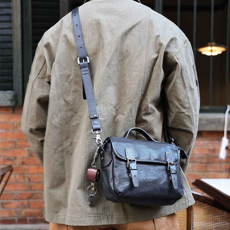 玩爷邮差包真皮商务通勤斜挎