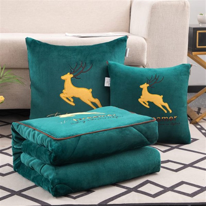 超厚牛奶绒c抱枕被子两用二合一车载靠垫枕头办公室沙发折叠午睡