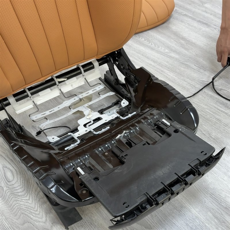 威霆V260主副驾改装 电动w腿托腿撑 坐垫延长 E级座椅坐垫V300