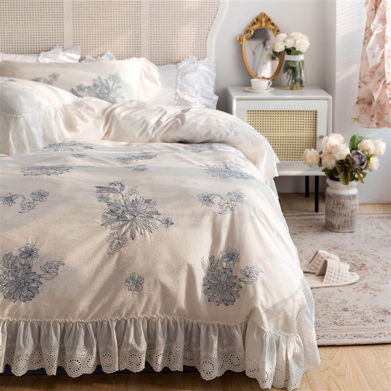 梦游仙境古风p白底蓝花刺E绣全棉四件套韩式镂空花边床品