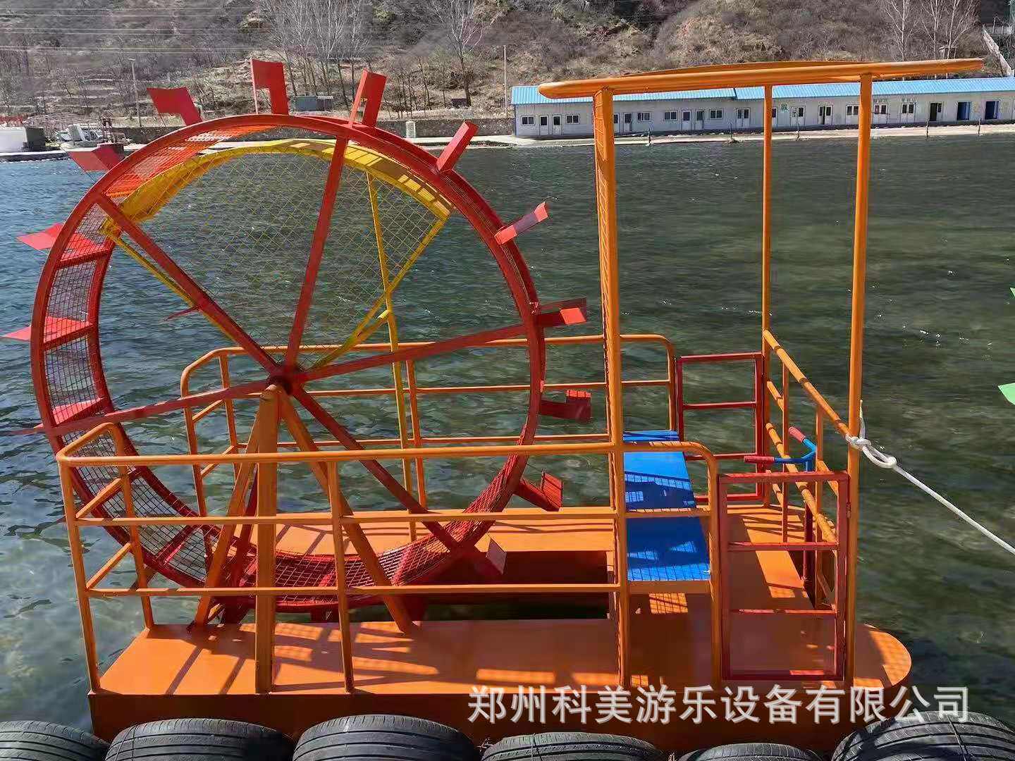 云南迪庆中小型水上脚踏船景区水上脚踏船游乐设备脚踏船价格