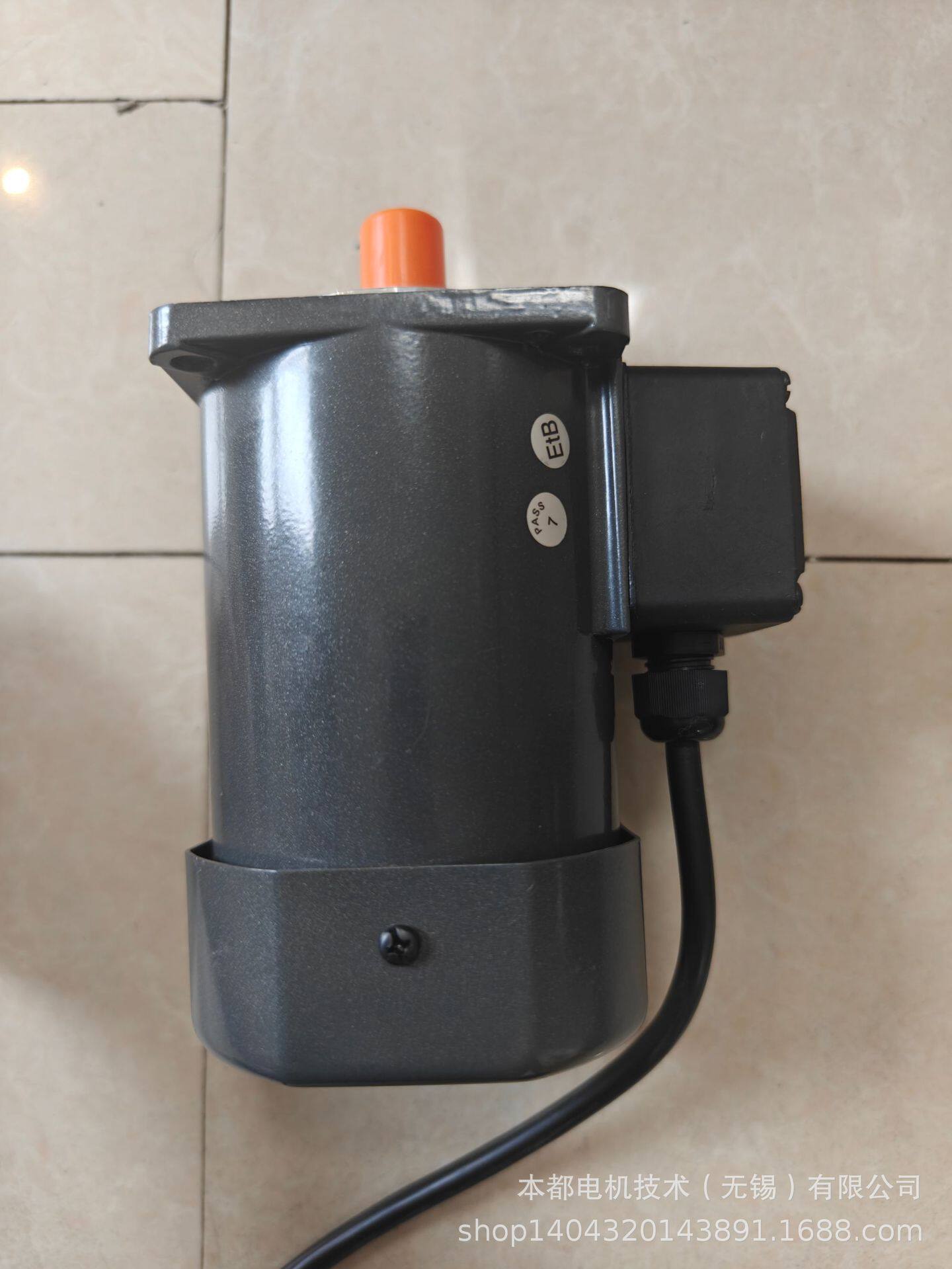 V.T.V电机    YN90-120/90JB3G15调速电机