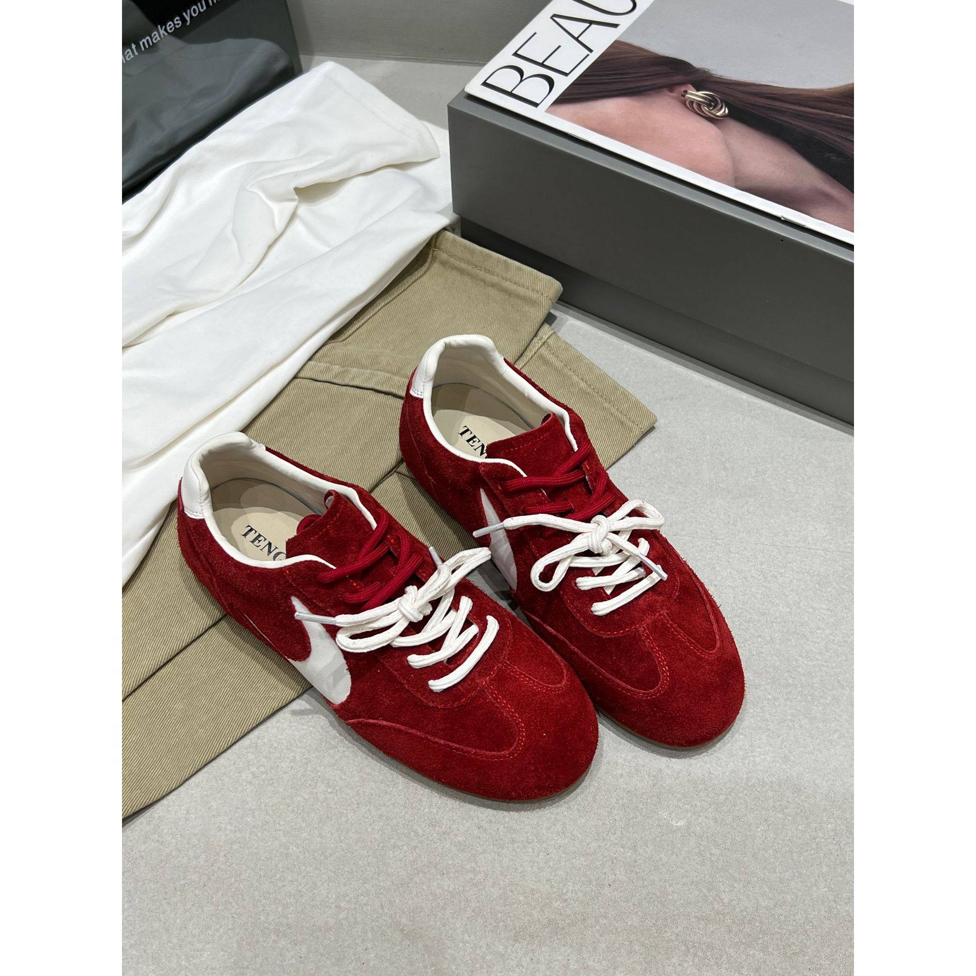 2026春季新款复古磨砂皮内增高德训鞋女休闲运动板鞋百搭阿甘鞋女,女鞋,时尚休闲鞋,淘宝优惠券,粉丝福利购,淘宝优惠卷