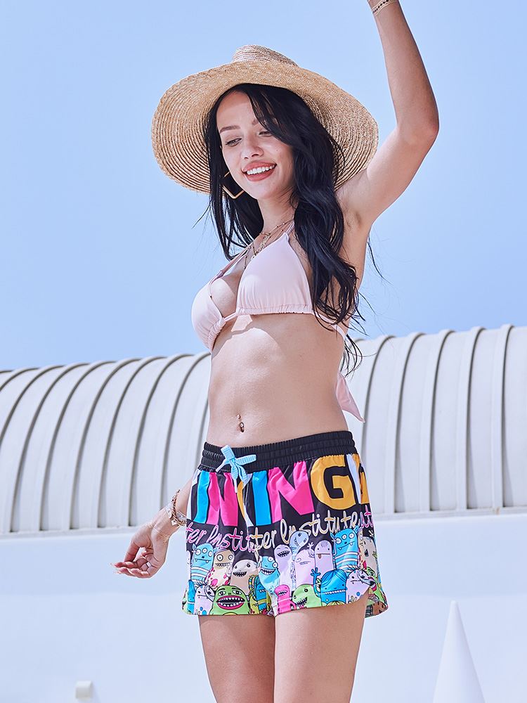 盖浪情侣宽松速干沙滩裤女短裤海边度假温泉泳裤运动平角印花泳衣