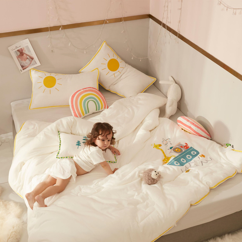 简约全棉冬被 卡通刺绣学生秋冬棉被 加厚保暖幼儿W园儿童被子被