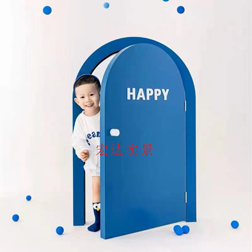 儿童实景制作拍照道具红色拱门摄影道具圣诞主题影楼实景摄影棚