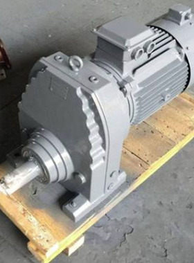 泰兴减速机现货供应RX77斜齿轮减速机