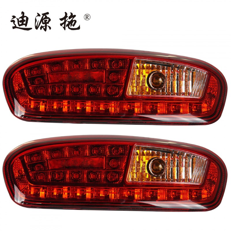 适用于雷沃804/904拖拉机全车配件TS06484010002Y右后尾灯总成