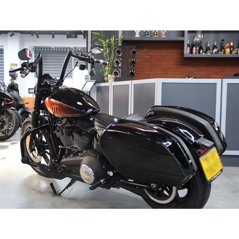 哈雷软尾标准街霸路威ST凌动滑翔改装快拆M储物边箱加装PB行李箱