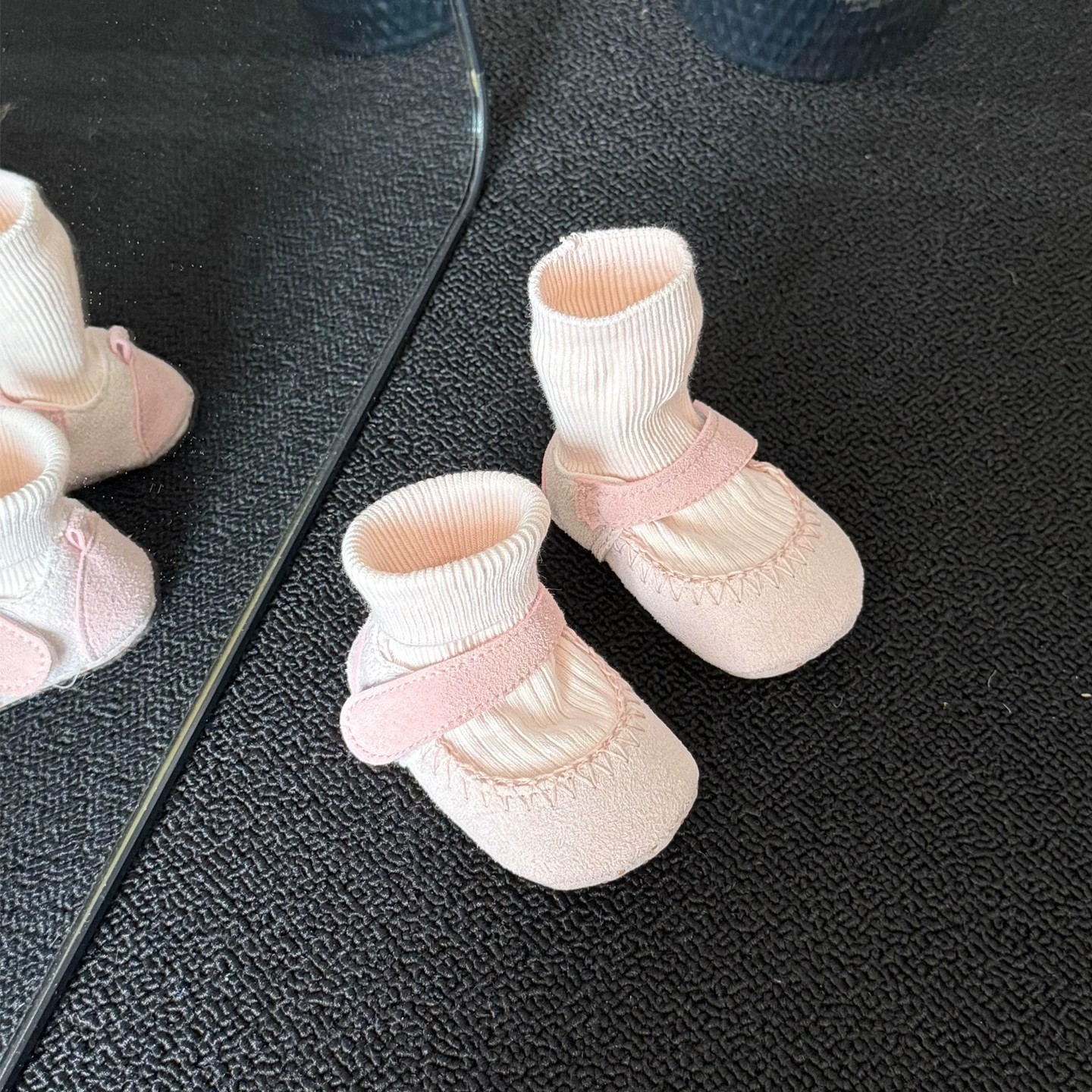 不掉跟!婴儿鞋袜宝宝鞋子小月龄学步鞋秋软底步前鞋室内防滑袜鞋