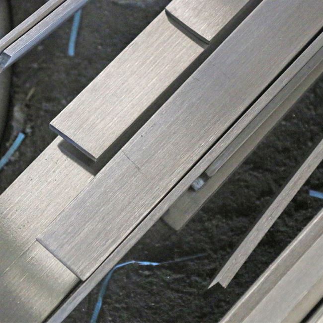 极速厂销实心钢板扁钢304不锈钢扁条钢条不G锈钢排钢X块冷拉方钢