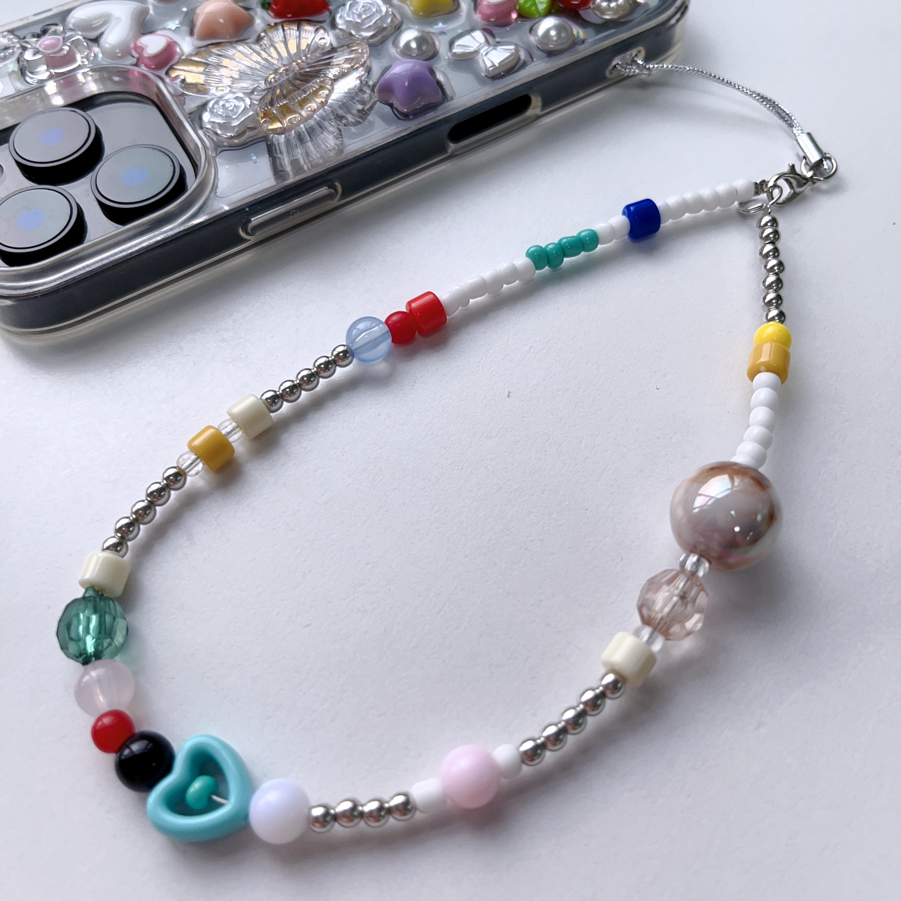 班诗迪奶酪苹果核镂空爱心手机链