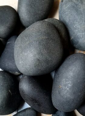 石头黑色子水石子沟抛光景观布大景铺路园林槽鹅卵石院庭院雨花石