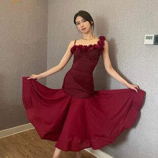 摩登设计感黑色连体衣花朵国标舞酒红色专业服鲸艺半身裙吊带鱼骨