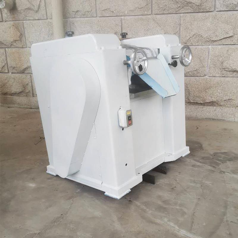 厂家多规格三辊研磨机实验室多型号涂料膏状物体研磨机