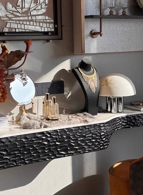 现代轻奢样板间梳妆台粉饼道具首饰架软装摆件化妆台桌面饰品装饰