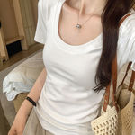 韩系独特漂亮白色u领正肩短袖t恤女夏2026新款修身显瘦超好看上衣