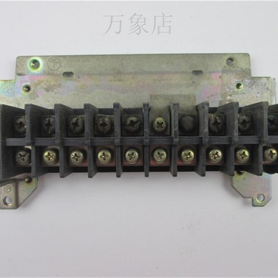 ATV31HU55NUA 变频器接线端子排 接线排 实物拍摄