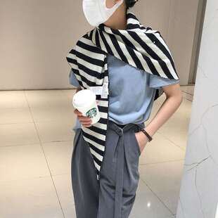 极速Autumne and winter Shawl Black and white simple stripe s