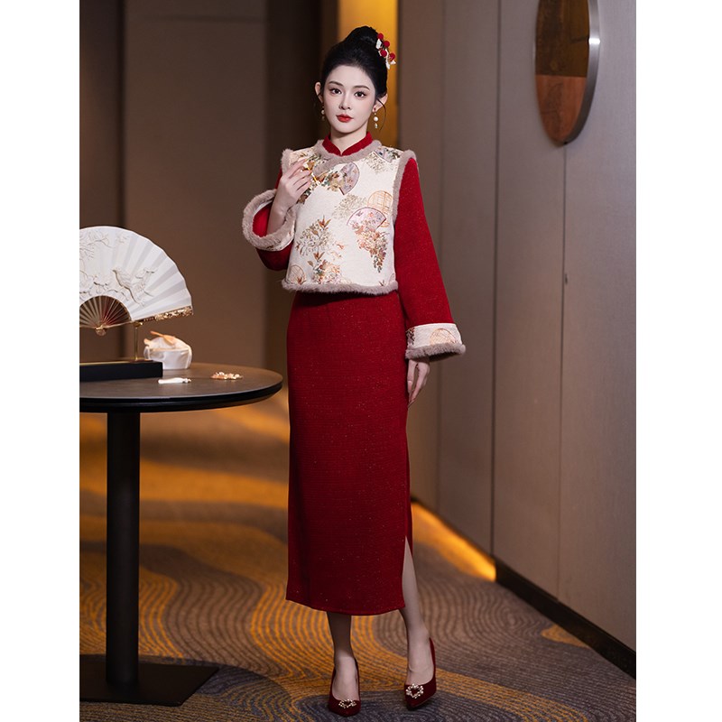 红色旗袍敬酒服202p5新款冬季订婚礼服新中式拜年过年战袍马甲加
