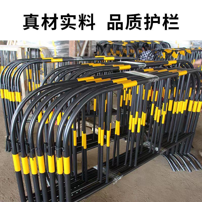 极速。河南护栏护栏 镀锌管市政交通隔离施工围栏栅X栏黄黑移动安