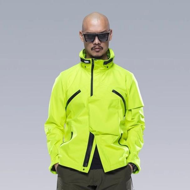 冲锋衣夹克外套防水压胶拉链设计