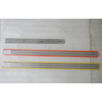 钢直尺 30cm 50cm 1米 300mm 500mm 1000mm 钢直尺图片