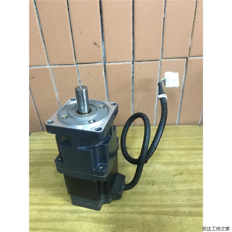 东方ASM66AC-H100闭环v步进马达 带谐波减速器 VEXTA 试实拍图