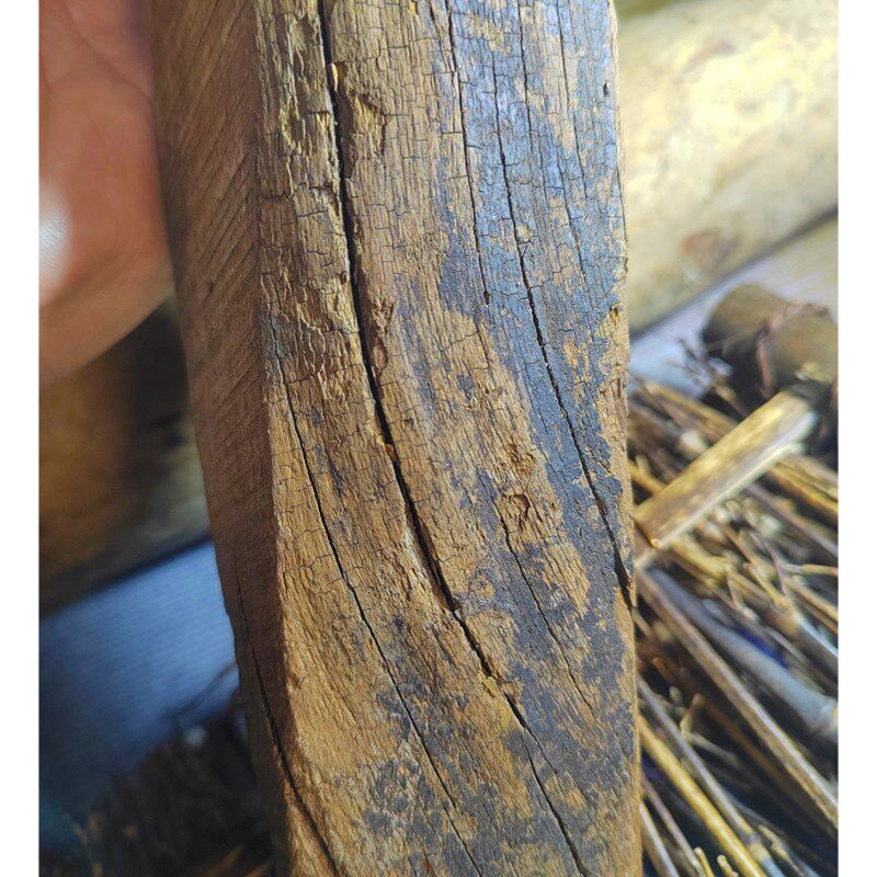 海南黎族收藏e绿奇楠沉香老根料,沉水沉香特征明显香韵醇厚黄熟香