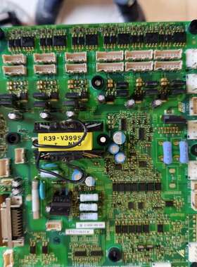 安川变频器驱动板，ETC710622，，有需要的拍。-议价