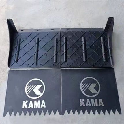 适用凯马汽车配件凯马凯捷3300 4200国四国五车箱后挡泥板挡泥皮