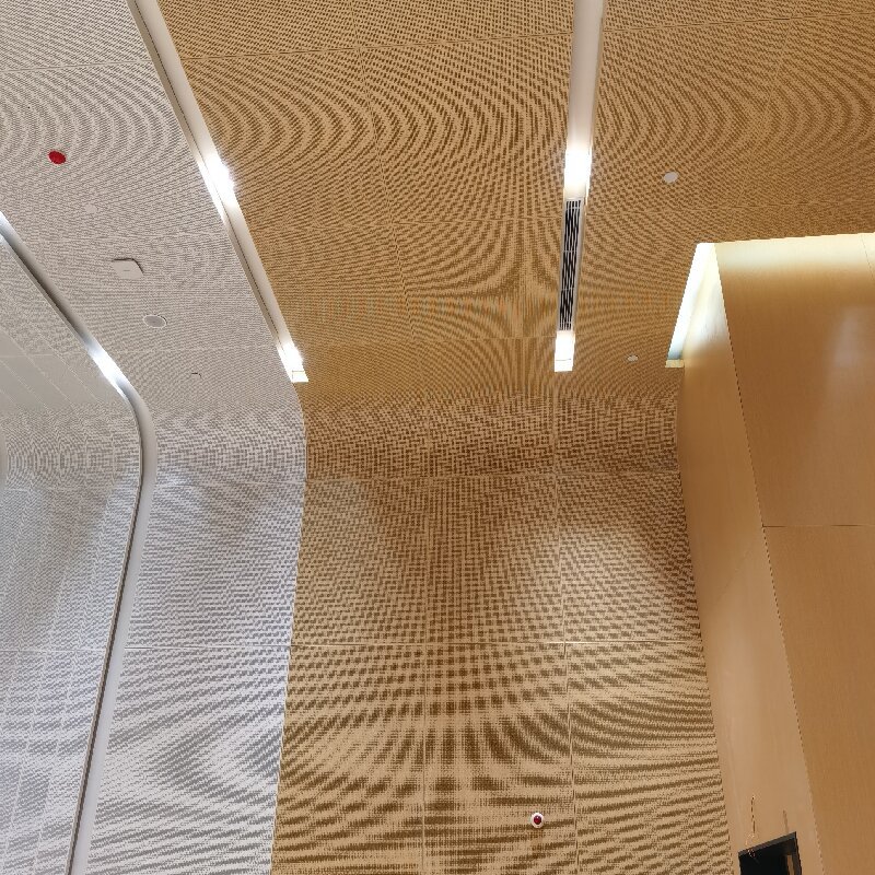 铝板木纹工厂铝单板冲孔勾搭造型铝板批发木纹室内外装饰门头吊顶
