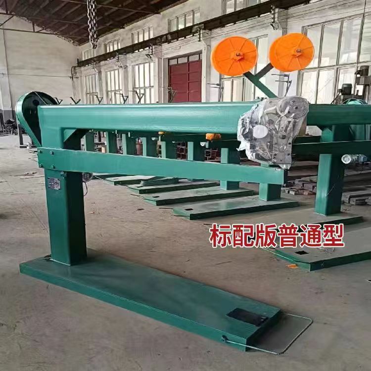 厂家现货脚踏半自动钉箱机瓦楞纸板钉盒机订箱机双伺服纸箱钉箱机