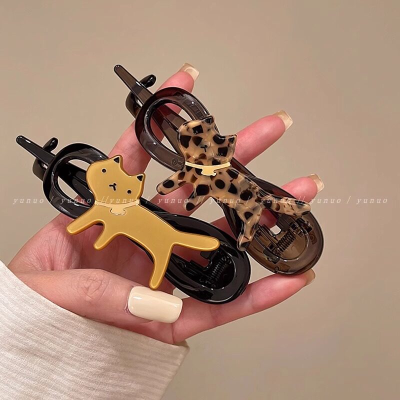 猫了个咪可爱一字抓夹女2025新款高级感扭扭发夹后脑勺鲨鱼夹子