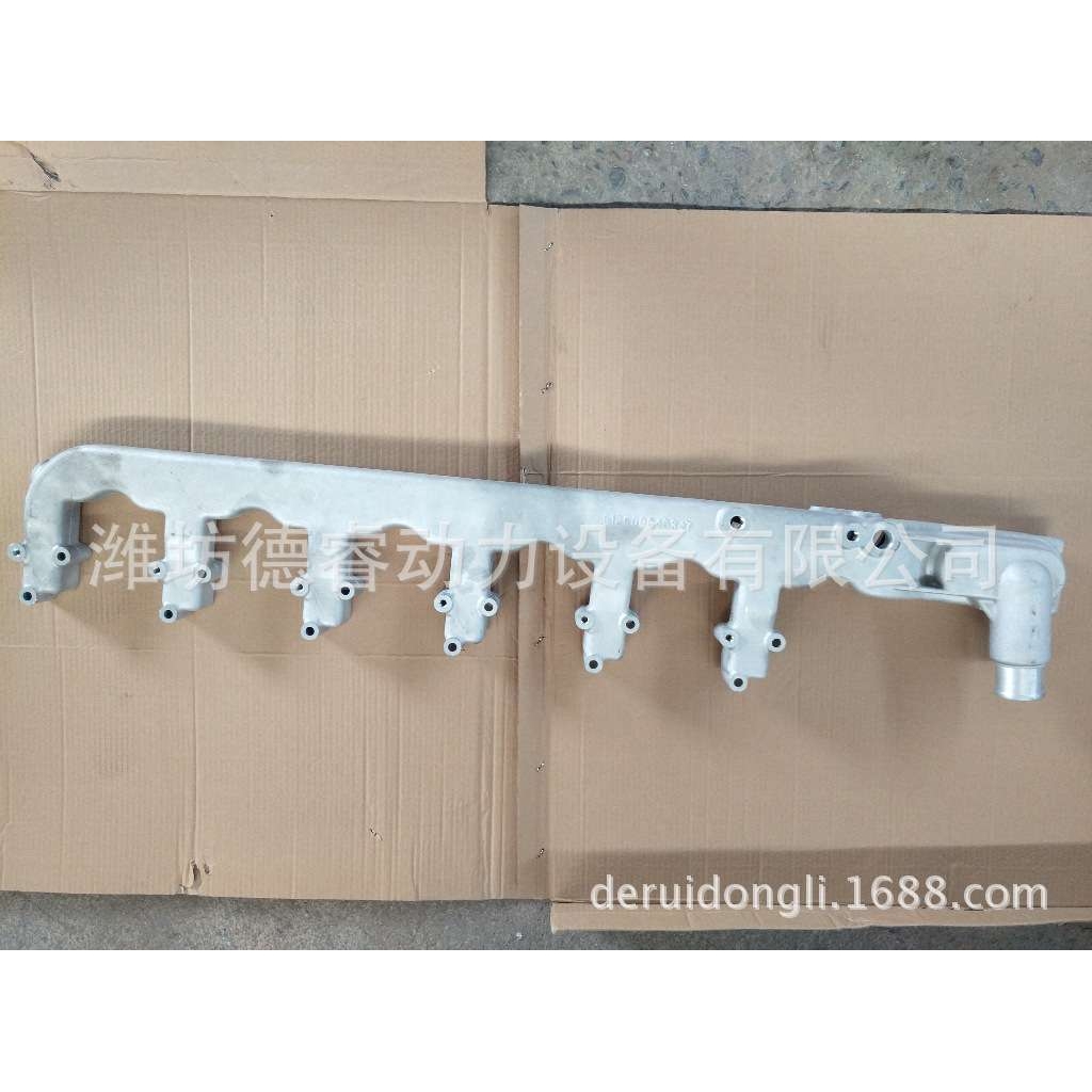 WP12发动机气缸盖出水管612600040347出水管