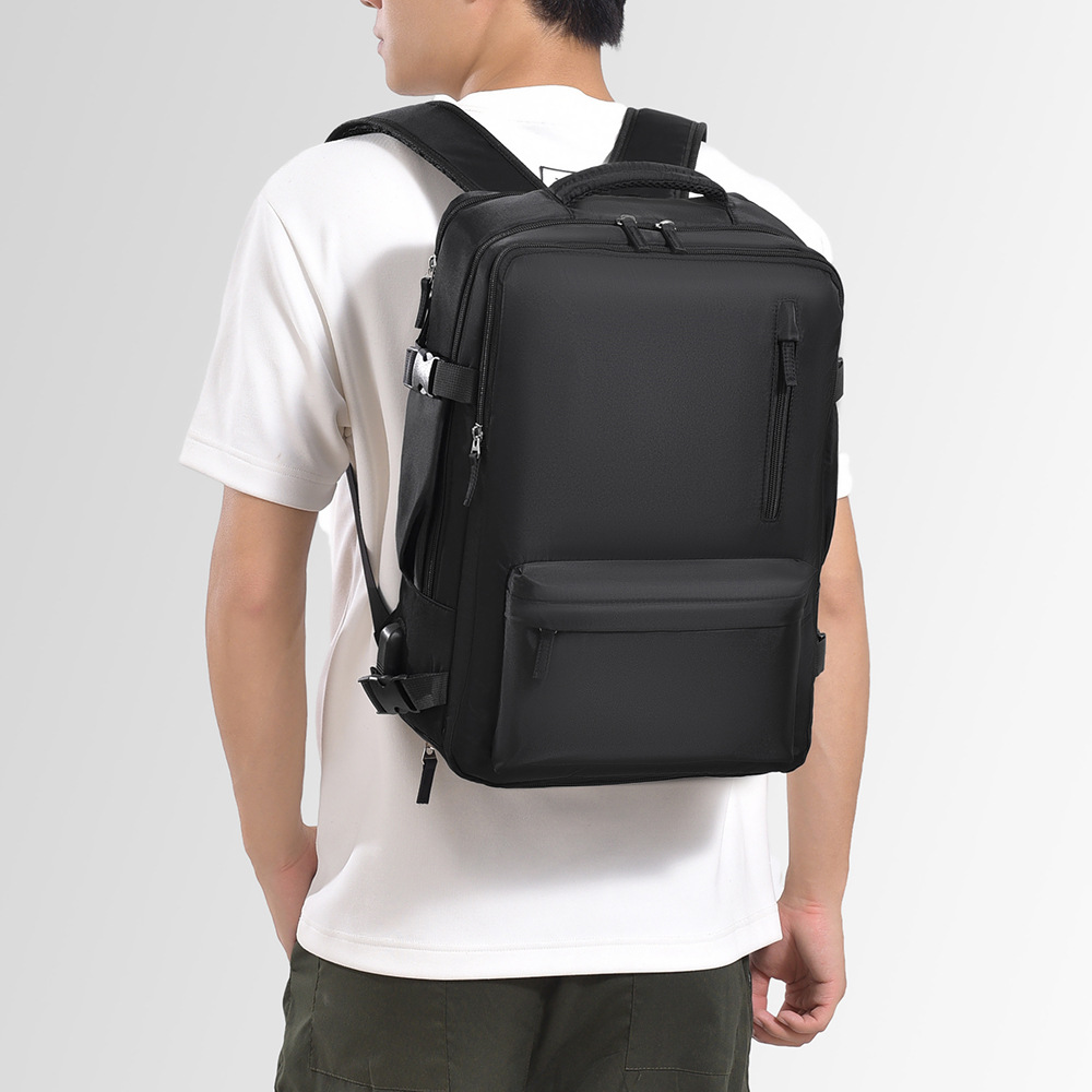 欧洲站新款简约休闲纯色背包商务通勤笔记本电脑包大容量出行时尚