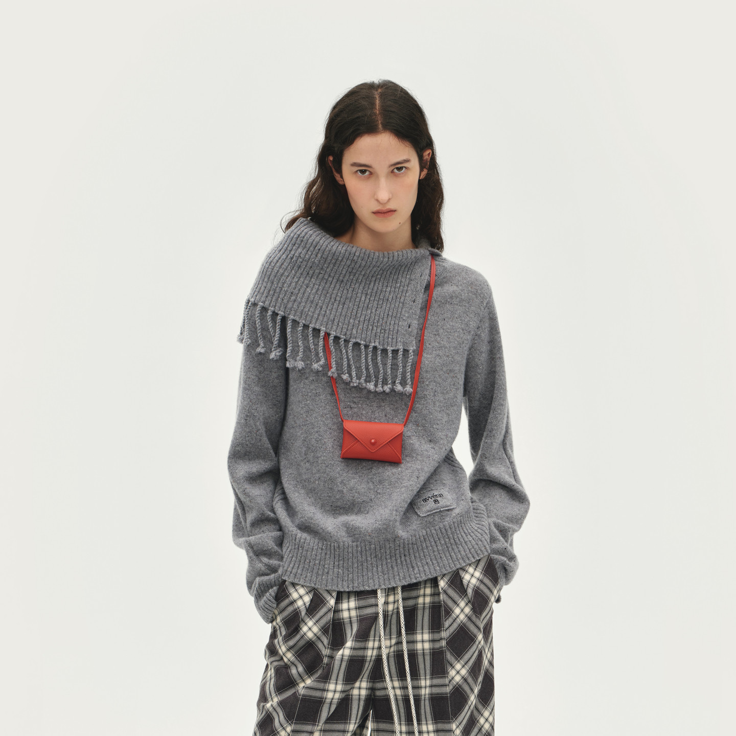 AVVENN手工流苏围巾堆叠感高领设计绣花羊毛衫AL90601675