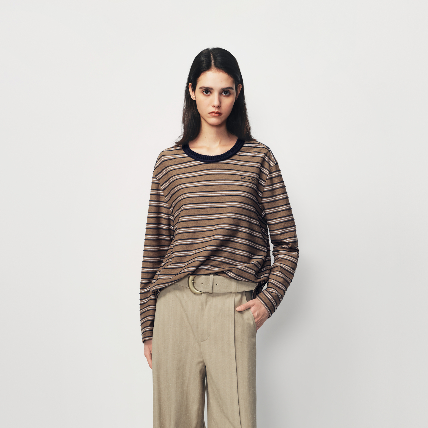 AVVENN立体条纹logo撞色卷边长袖宽松T恤AK11001505