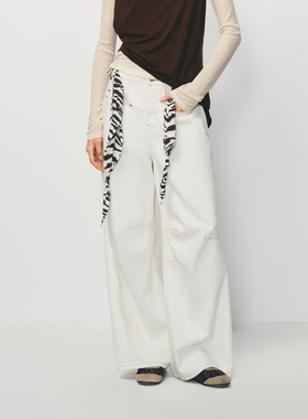 AVVENN宽松直筒版型白色牛仔长裤AK11302618