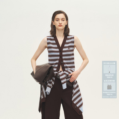 AVVENN设计师款咖啡条纹无袖宽松V领显瘦针织马夹AL70702580